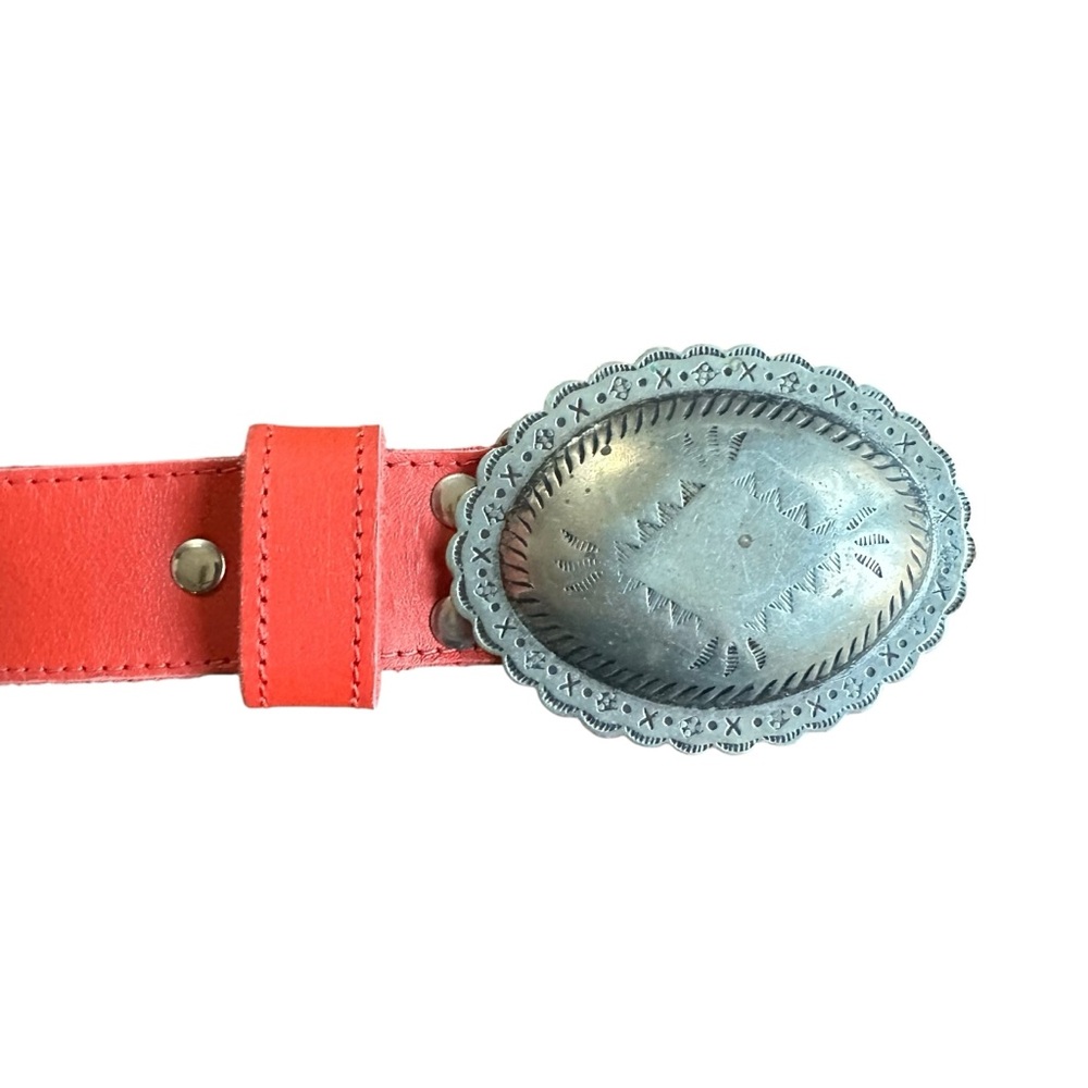 Streets Ahead Red Leather Silver Concho Belt Sz L - Picture 8 of 10